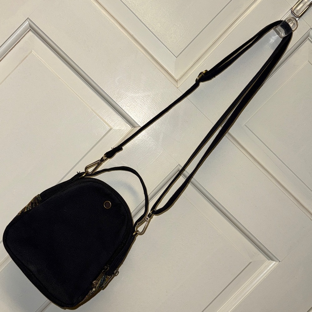 Embroidered Sequin Crossbody Bag 3 zip compartments tp handle vintage unique EUC - Picture 7 of 17